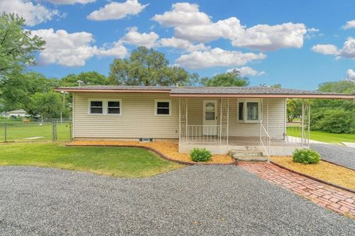 605 E 9th St, Harper, KS, 67058-1711 | Card Image