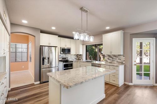 1214 W Iris Dr, Gilbert, AZ, 85233-7805 | Card Image