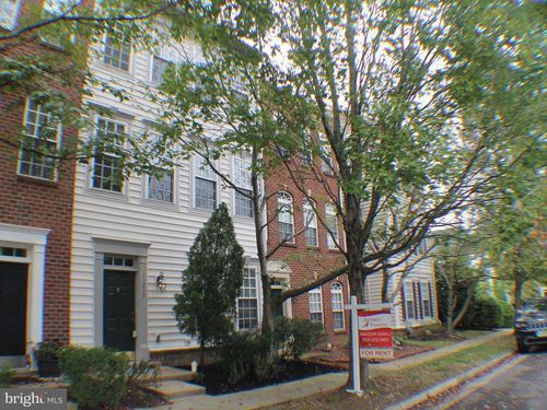 11837 Whitworth Cannon Ln, Bristow, VA, 20136-1378 | Card Image