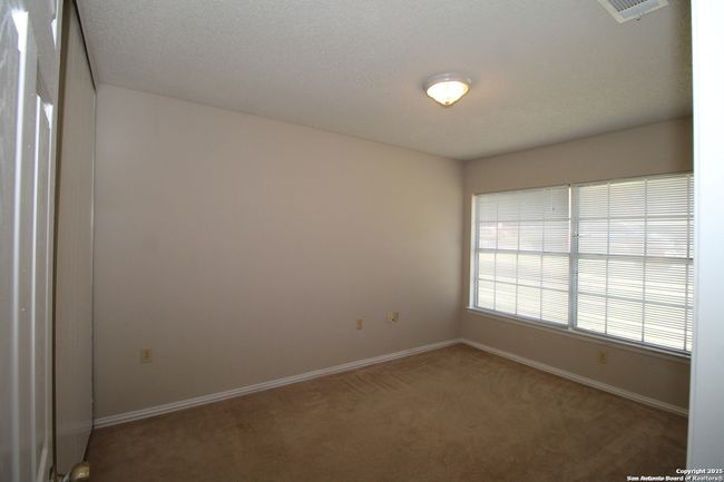 10305 Vigilante Trl, House other with 3 bedrooms, 2 bathrooms and null parking in Converse TX | Image 10