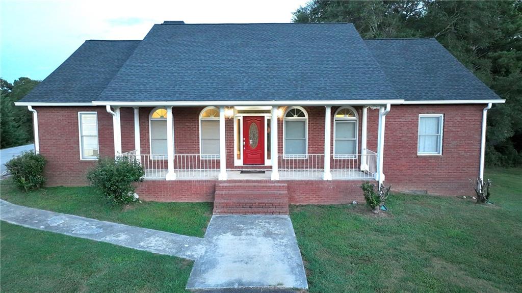 Kelly Glen Ct, Dacula, GA 30019