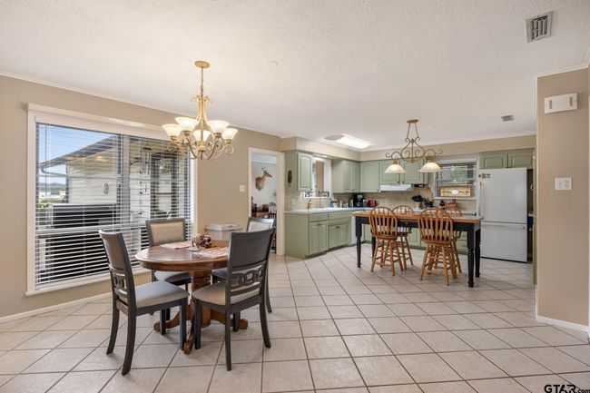 311 E Amherst Dr, House other with 3 bedrooms, 2 bathrooms and null parking in Tyler TX | Image 6