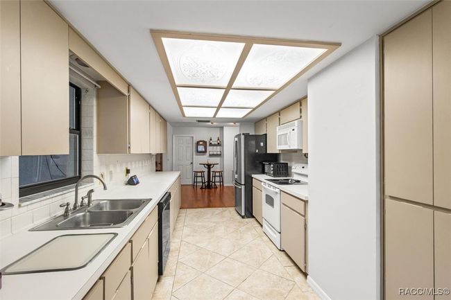 1420 E Silver Thorn Loop, House other with 2 bedrooms, 2 bathrooms and 2 parking in HERNANDO FL | Image 23