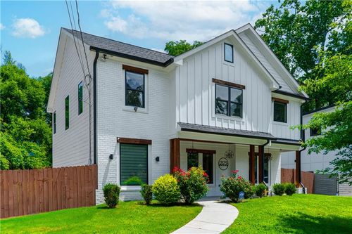 2173 Montrose Ave Sw, Atlanta, GA, 30311-3327 | Card Image
