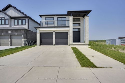 860 Kleinburg Dr, London, ON, N5X0N8 | Card Image