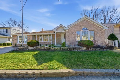 535 Weidner Rd, Buffalo Grove, IL, 60089-3232 | Card Image