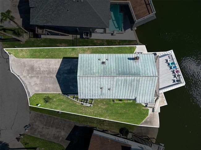 210 Sampan Dr, House other with 2 bedrooms, 2 bathrooms and 2 parking in Tiki Island TX | Image 45