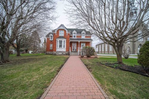 1110 Labrosse St, Saint Eugene, ON, K0B1P0 | Card Image