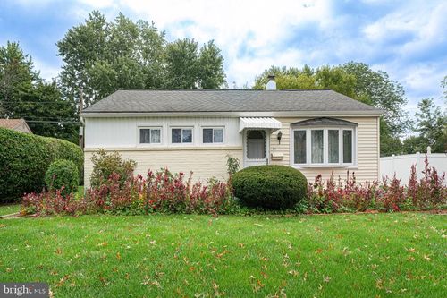 521 Winding Rd, LANSDALE, PA, 19446-3446 | Card Image