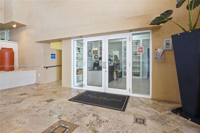 APT-1707 - 520 Se 5 Th Ave, Condo with 1 bedrooms, 1 bathrooms and null parking in Fort Lauderdale FL | Image 8