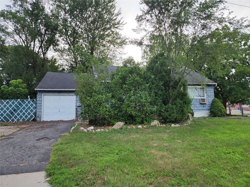 51 Morning Dr, Centereach, NY, 11720-2316 | Card Image