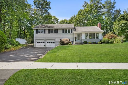 6 Field Crest Rd, New Canaan, CT, 06840-6328 | Card Image