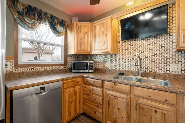 32-web-or-mls-1015-16th-st-sw.jpg | Image 20