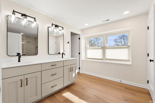 11136 N 200 W, House other with 5 bedrooms, 4 bathrooms and null parking in Ossian IN | Image 17