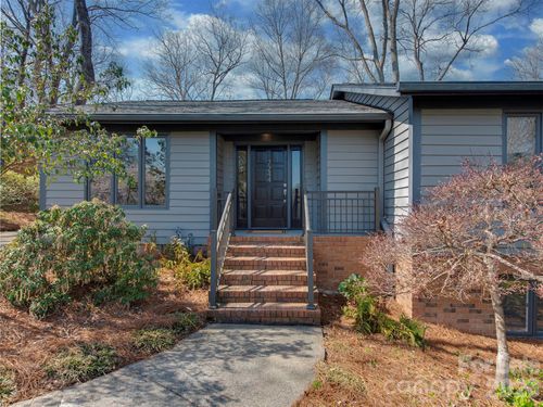 7244 Terrace Dr, Charlotte, NC, 28211-6100 | Card Image