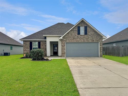 1813 Bass Run Ln, Lake Charles, LA, 70611-1700 | Card Image