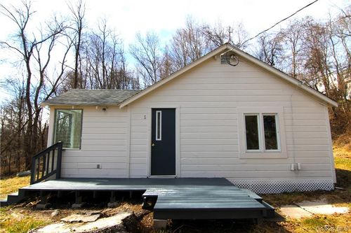 5-71 Miller Rd, Hopewell Junction, NY, 12533-7137 | Card Image