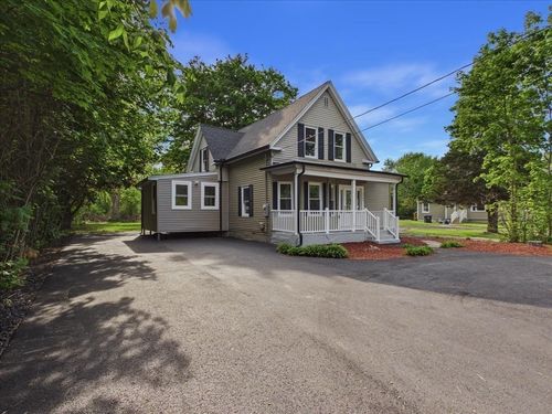 1544 Bridge St, Dracut, MA, 01826-2611 | Card Image