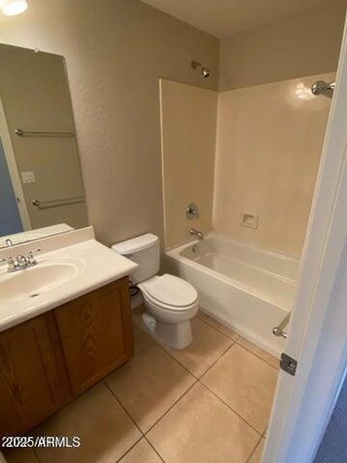 3652 W Bryce Ct, Phoenix, AZ, 85086-6038 | Card Image