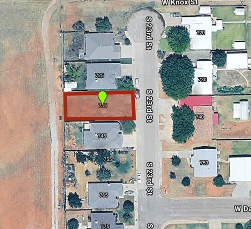 735 S 23rd Street, Slaton, TX, 79364 | Card Image
