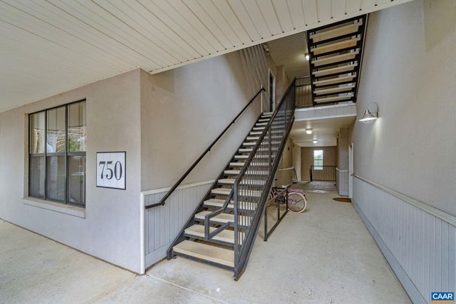 APT-4B - 750 Walker Sq, Condo with 1 bedrooms, 1 bathrooms and null parking in CHARLOTTESVILLE VA | Image 13