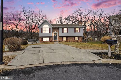 14 Revere Ct, LITTLESTOWN, PA, 17340-1568 | Card Image