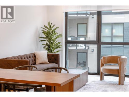 3406-1702 Coursier Avenue, Revelstoke, BC, V0E2S3 | Card Image