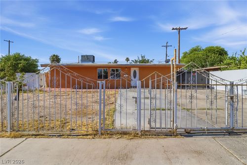2843 Flower Avenue, North Las Vegas, NV, 89030 | Card Image