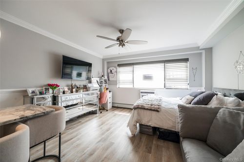 apt-1n-2241 Palmer Ave, New Rochelle, NY, 10801-3056 | Card Image