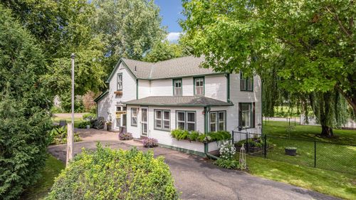 517 3rd St N, Delano, MN, 55328-8812 | Card Image