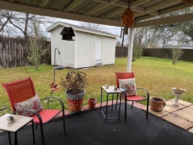 245 E Clover St, House other with 3 bedrooms, 2 bathrooms and 2 parking in Bridge City TX | Image 21
