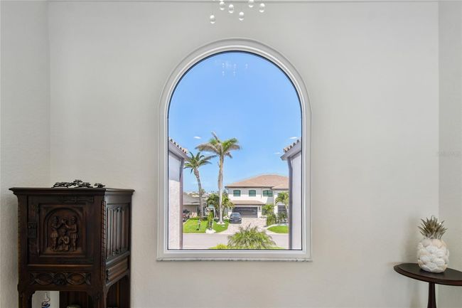 View from Loft onto Donato Dr. | Image 46