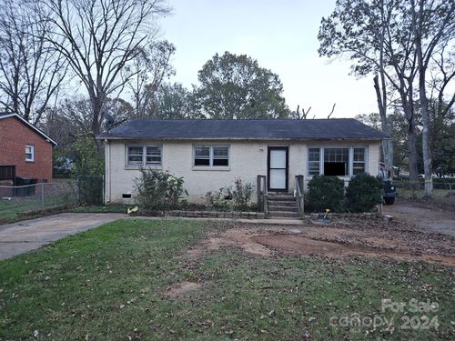 934 Pebble Rd, Rock Hill, SC, 29730-5867 | Card Image