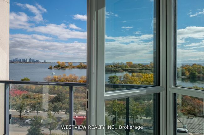 504 - 59 Annie Craig Dr, Condo with 2 bedrooms, 2 bathrooms and 1 parking in Etobicoke ON | Image 8