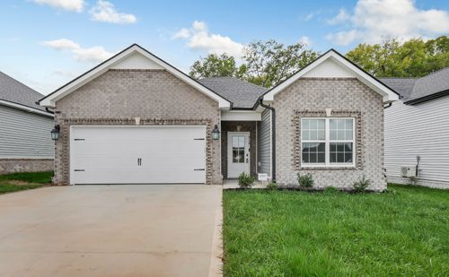 918 Vendue Ave, Clarksville, TN, 37042-1150 | Card Image