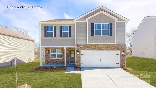 137 Meadow View Dr, Statesville, NC, 28677-8747 | Card Image