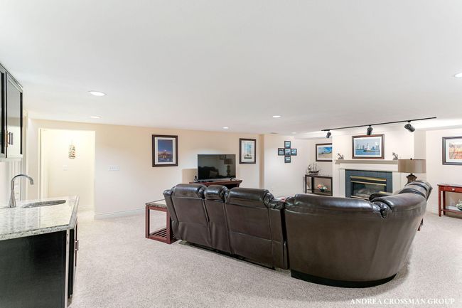 105-web-or-mls-422-howard-ave | Image 31