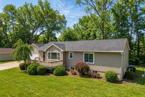 13296 Haddon St, Fenton, MI, 48430-1155 | Card Image