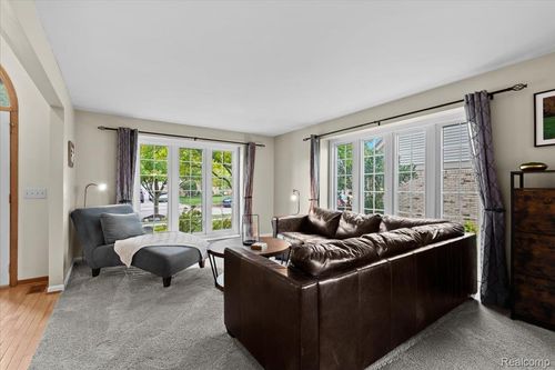45030 Glengarry Rd, Canton, MI, 48188-1059 | Card Image