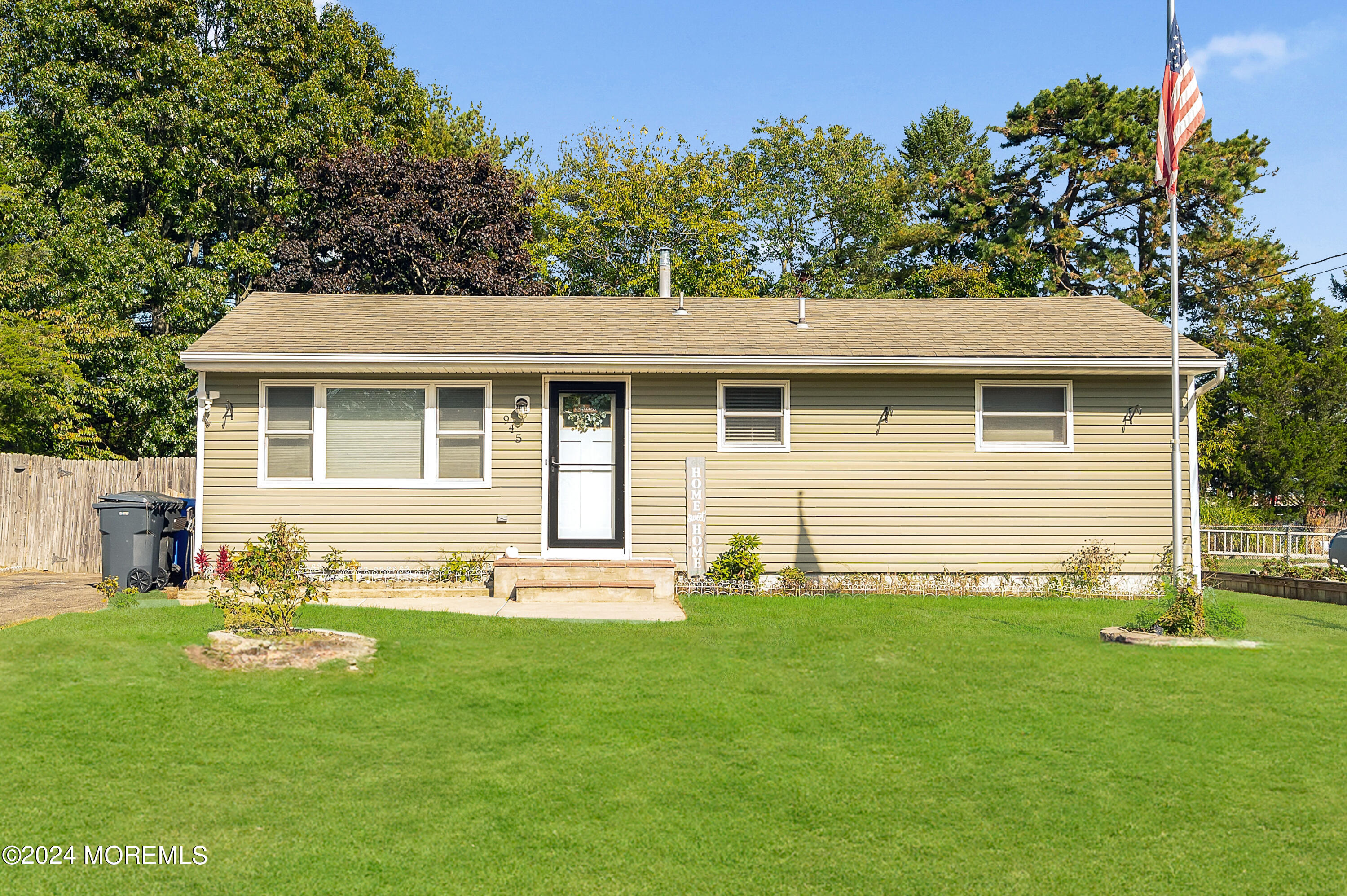 Neville St, Toms River, NJ 08753