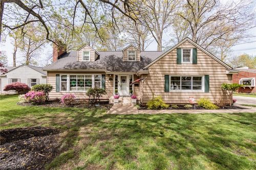 22636 Locust Lane, Rocky River, OH, 44116 | Card Image