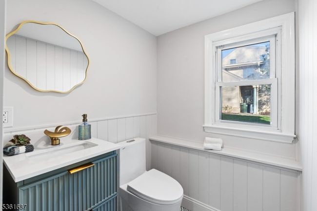 185 Colonial Rd, House other with 5 bedrooms, 3 bathrooms and null parking in Emerson NJ | Image 26