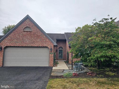 1608 Linmar Dr, CHAMBERSBURG, PA, 17202-3384 | Card Image