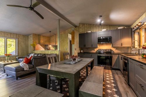 115 Nottingham Park, Manchestr Ctr, VT, 05255-4502 | Card Image