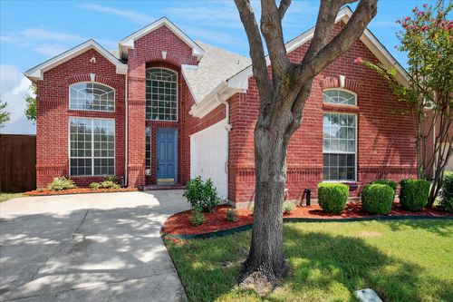 8712 Broken Point Dr, Irving, TX, 75063-4800 | Card Image