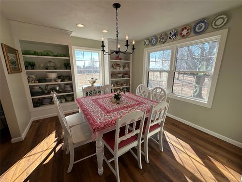 112 S 16th Ave, Winterset, IA, 50273-2701 | Card Image