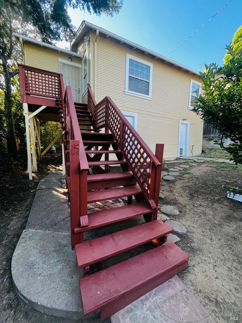 15-11 B St, Vallejo, CA, 94590-3001 | Card Image