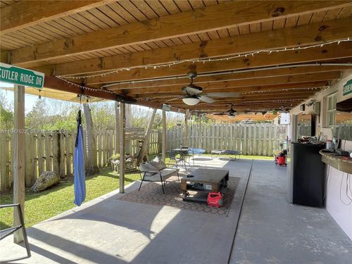 9810 Sw 222nd Ter, Cutler Bay, FL, 33190-1521 | Card Image