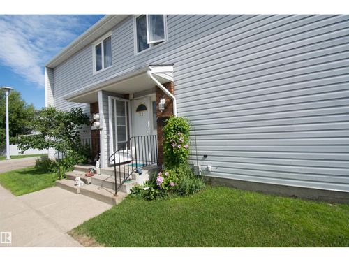 21 Amberly Crt Nw, Edmonton, AB, T5A2H9 | Card Image