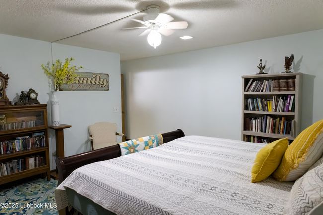 2512 Holliday St, House other with 3 bedrooms, 2 bathrooms and null parking in Plainview TX | Image 27